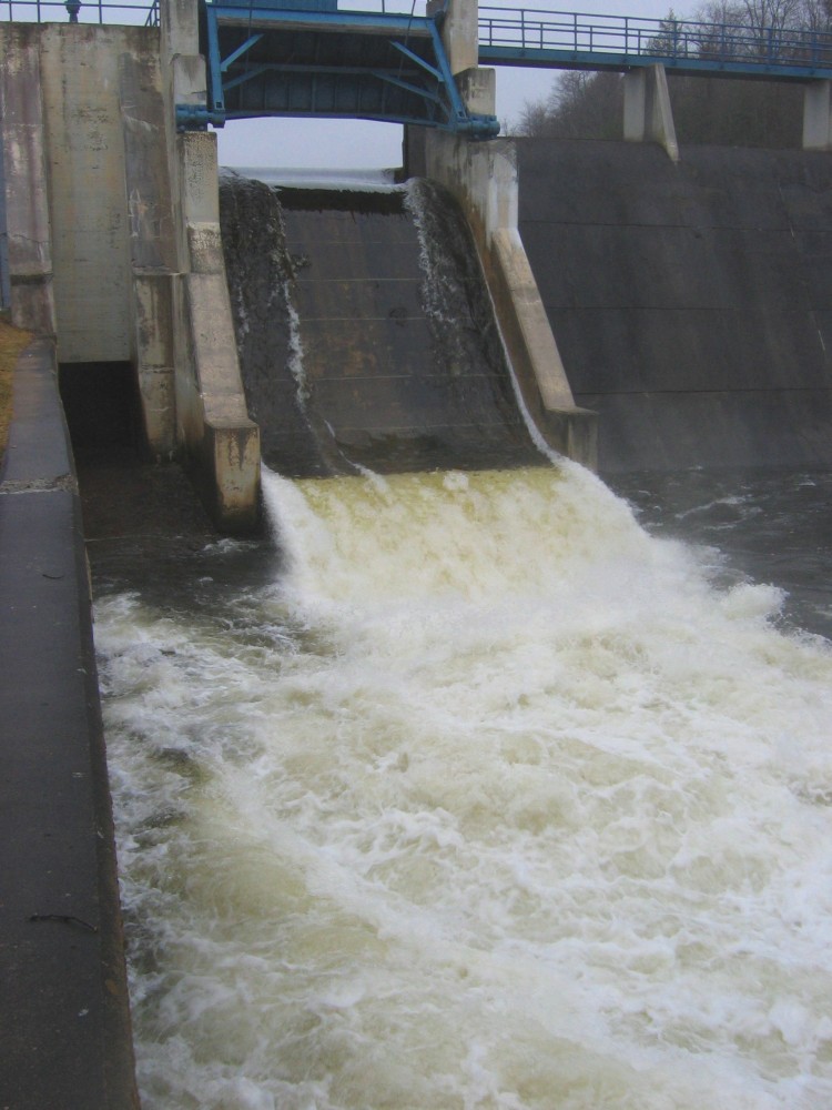 The Canada Lake dam offers an exciting put in for Sprite Creek.