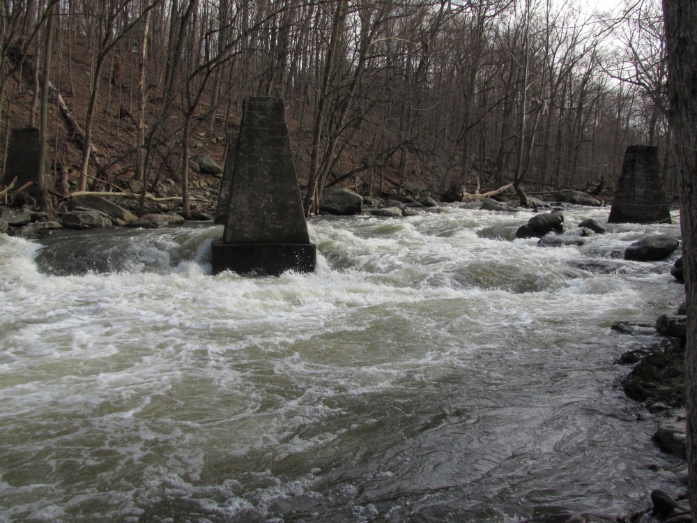 A view of the bridge pillars that give Hell's Teeth it's name.